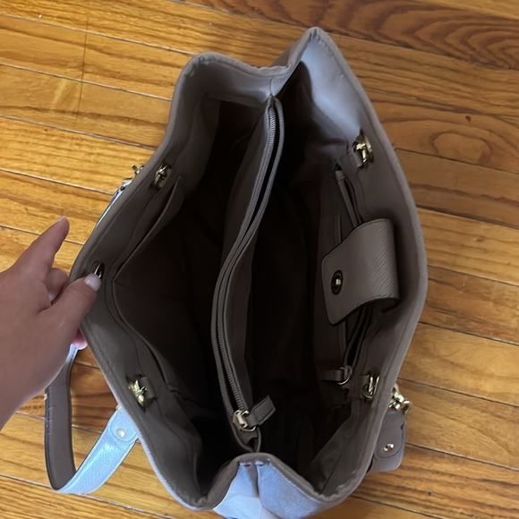 Liz claiborne purse - Picture 7 of 7